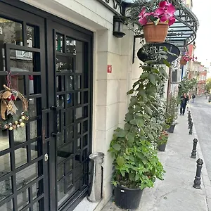 Taksim Celebi Suites Aparthotel Istanbul